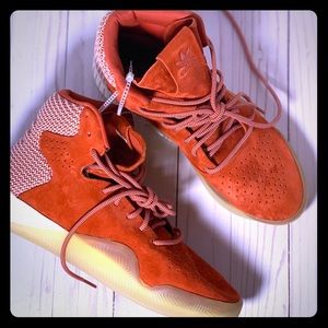 🌟SOLD🌟Adidas Tubular Men Suede Hightop Sneakers